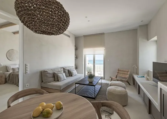 Giacomo By Rocks Estates * 나오우사