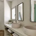 Giacomo By Rocks Estates *