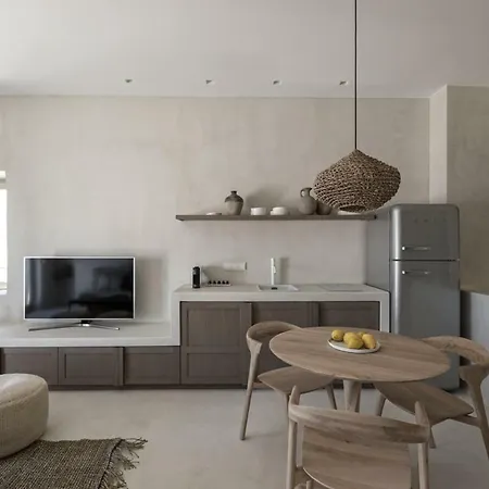 בית נופש Giacomo By Rocks Estates נאוסה